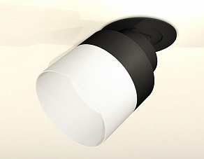 Встраиваемый светильник на штанге Ambrella XM XM8102521