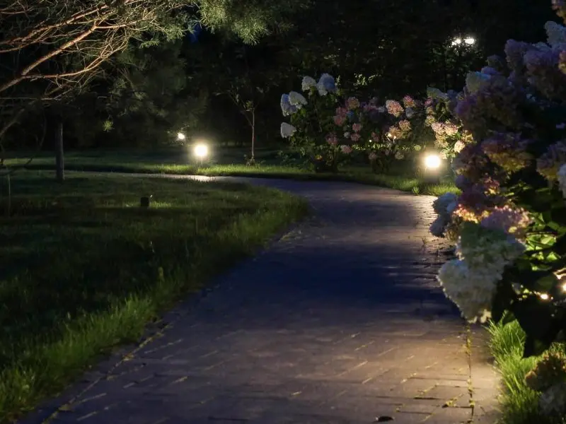 Загородный дом в КП Монолит, Московская область – ландшафтное освещение