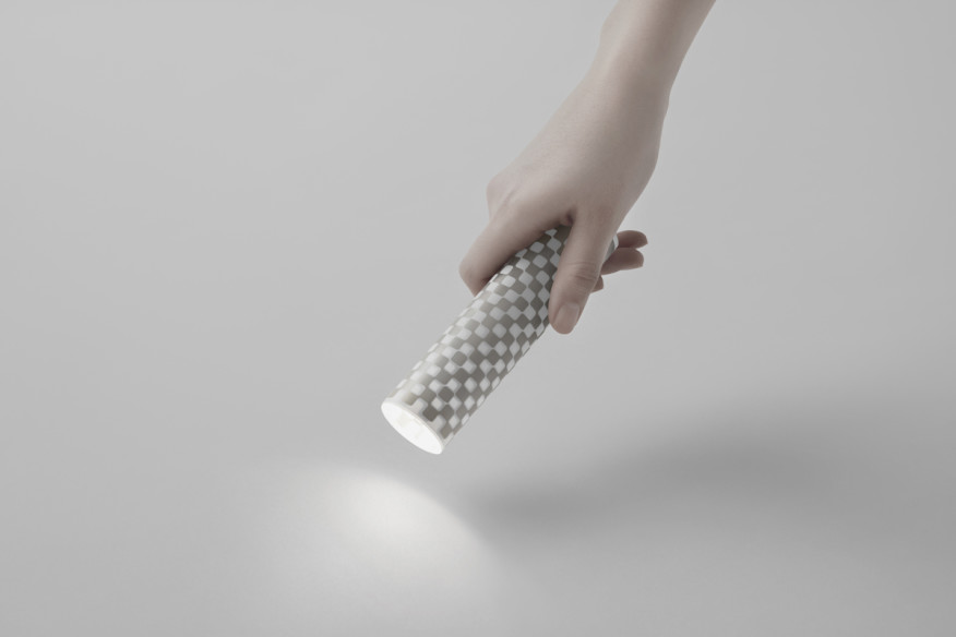 Nendo создает фонарик из бумаги