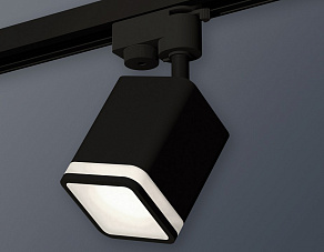Светильник на штанге Ambrella XT XT7813021