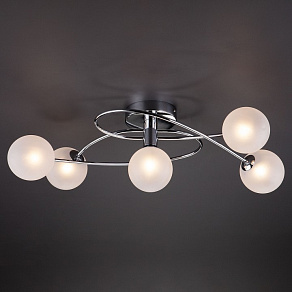 Люстра на штанге Eurosvet Justin 30134/5 хром