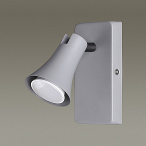 Спот Odeon Light Reanna 3825/1W