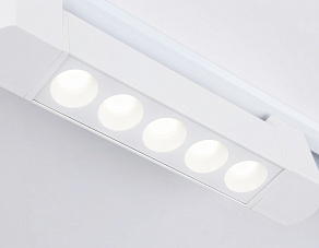 Накладной светильник Ambrella GL GL6700