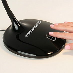 Настольная лампа офисная Elektrostandard Lark a038563