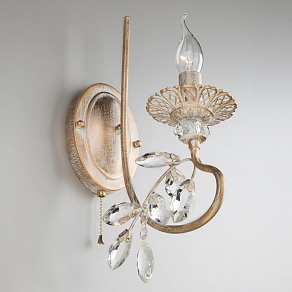 Бра Eurosvet Alexandria 60057/1 белый с золотом