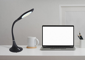 Настольная лампа офисная Globo Pattaya 58271B