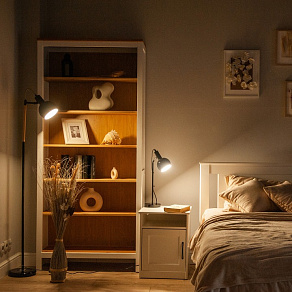 Настольная лампа офисная Uniel UML-B702 UL-00010158