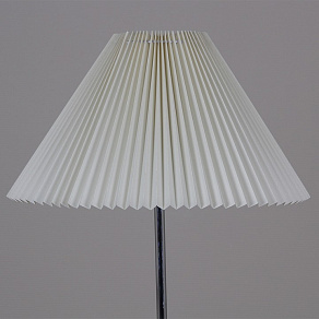 Торшер с полкой Reluce 02030 02030-0.6-01A WH