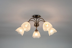 Люстра на штанге Escada Basic 1101/5P