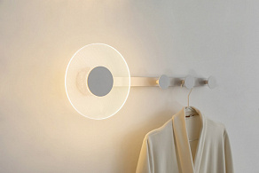 Вешалка настенная с подсветкой Mantra Venus 7292