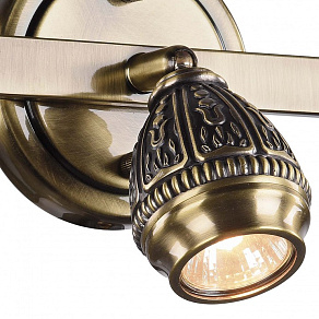 Спот Favourite Sorento 1584-3W