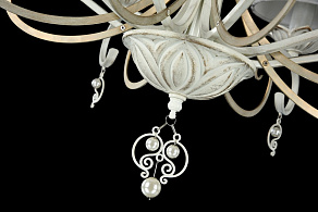 Подвесная люстра Maytoni Monile ARM004-08-W