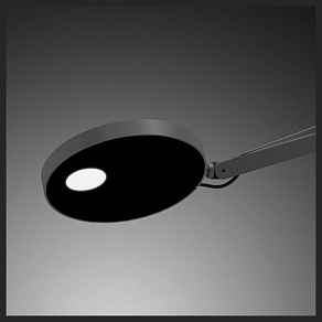 Настольная лампа офисная Artemide  1735010A