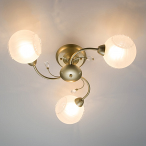 Люстра на штанге Eurosvet Jeanne 30146/3 перламутровое золото