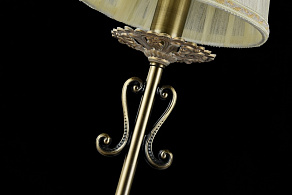 Настольная лампа декоративная Maytoni Battista ARM011-00-R