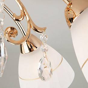 Потолочная люстра Eurosvet Camilla 30156/5 золото