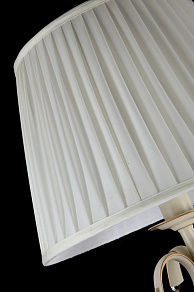 Настольная лампа декоративная Maytoni Brionia ARM172-22-G