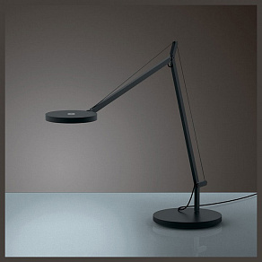 Настольная лампа офисная Artemide  1735010A