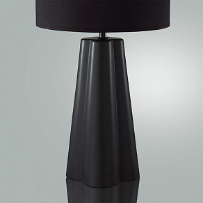 Настольная лампа декоративная Lumion Hinami 8124/1Т