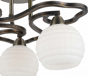 Потолочная люстра Arte Lamp Lana A6379PL-3GA