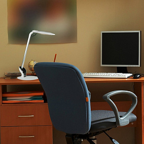 Настольная лампа офисная Uniel TLD-547 UL-00002342