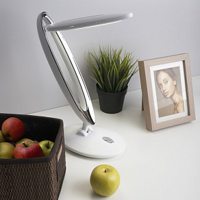 Настольная лампа офисная Elektrostandard Saturn a044009