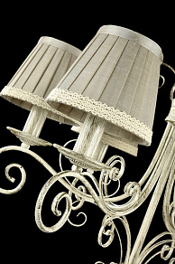 Подвесная люстра Maytoni Felicita ARM029-06-W
