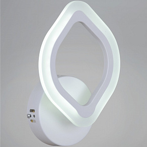 Бра Reluce 02301-1 02301-0.2-01 WH