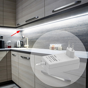 Блок питания Apeyron Electrics  03-17