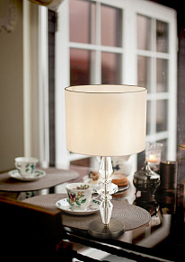 Настольная лампа декоративная Maytoni Monte Carlo DIA091TL-01BZ