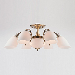 Потолочная люстра Eurosvet Ariele 22010/6+2 античная бронза