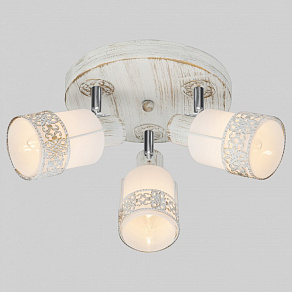 Потолочная люстра Eurosvet Silvia 20026/3 белый с золотом/хром