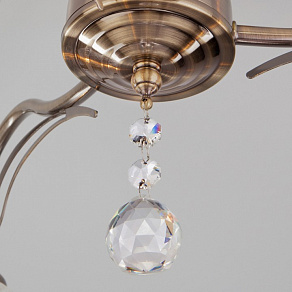 Люстра на штанге Eurosvet Kristin 30139/3 античная бронза