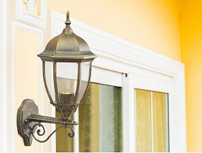 Светильник на штанге DeMarkt Фабур 1 804020101