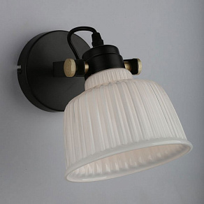 Спот Omnilux Zamora OML-28201-01