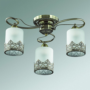 Потолочная люстра Lumion Citadella 3070/3C
