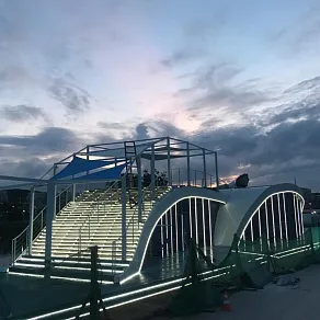 Лента светодиодная Uniel ULS-N21-2835 ULS-N21-2835-120LED/m-8mm-IP67-220V-8W/m-50M-DW бобина