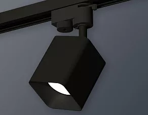 Светильник на штанге Ambrella XT XT7813001