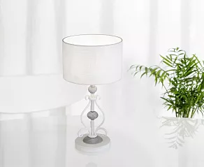 Настольная лампа декоративная Maytoni Karina ARM631TL-01-W