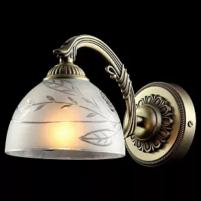 Бра Maytoni Classic 9 CL1015-01-R