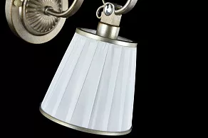 Бра Maytoni Brezza ARM002-01-NG