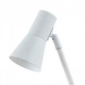 Настольная лампа офисная Moderli Melro V11324-1T