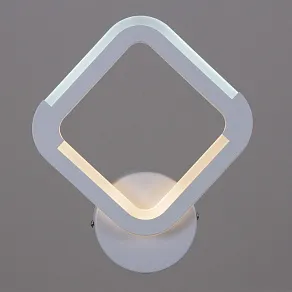 Бра Reluce 9821 09821-3.2-01 WH
