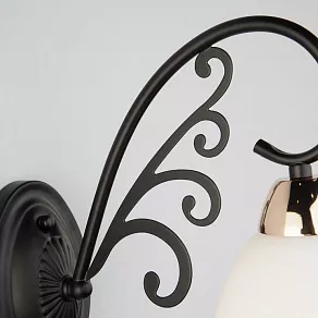 Бра Eurosvet Arabella 70087/1 черный/золото