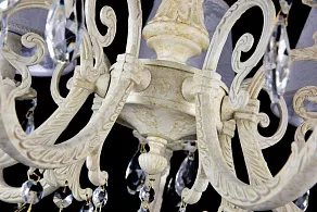 Подвесная люстра Maytoni Filomena ARM390-07-W