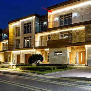 Блок питания Apeyron Electrics  03-08