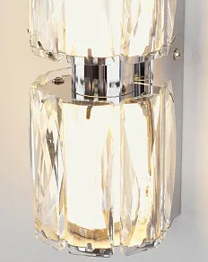 Бра Moderli Prismique V11716-WL