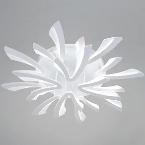 Потолочная люстра Reluce  59090-0.3-8+4 WH