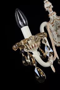 Бра Maytoni Matilda ARM381-02-G