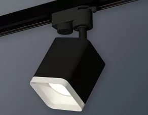 Светильник на штанге Ambrella XT XT7813022